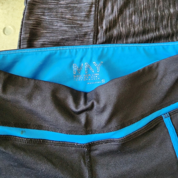 Leggings and Top Bundle - Picture 2 of 6